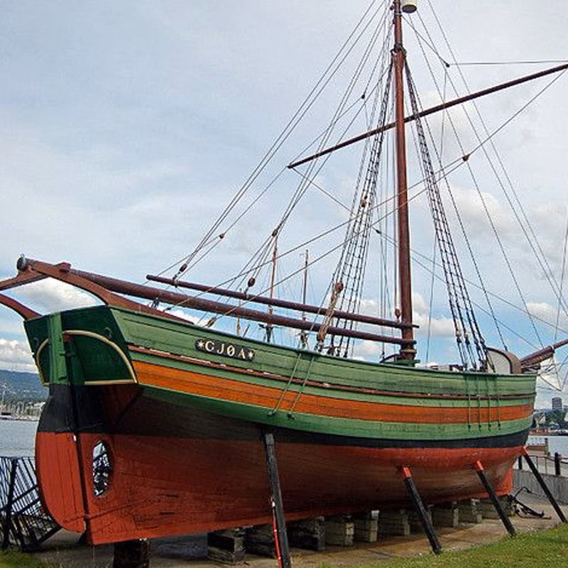How to board Roald Amundsen's Hardangerjakt 'GJA'?