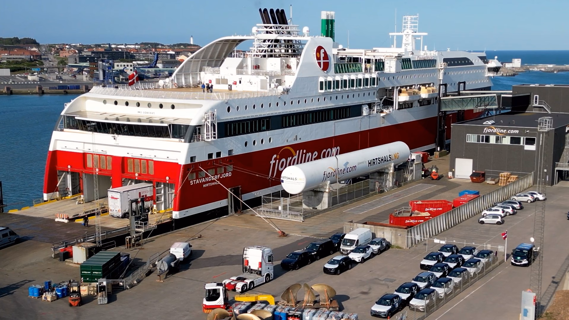 Where is port of Hirtshals located?