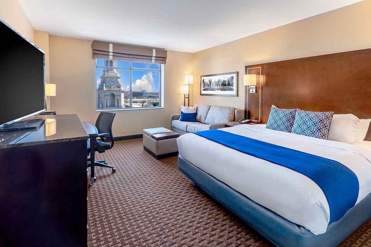 What makes Nyhavn a great hotel?