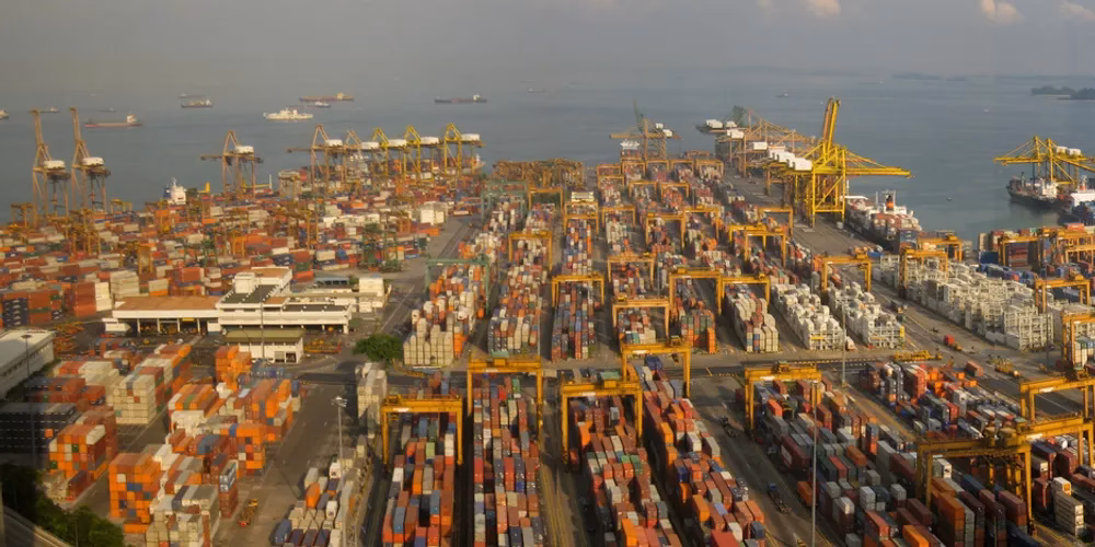 Where can I find information about ports in Singapore?